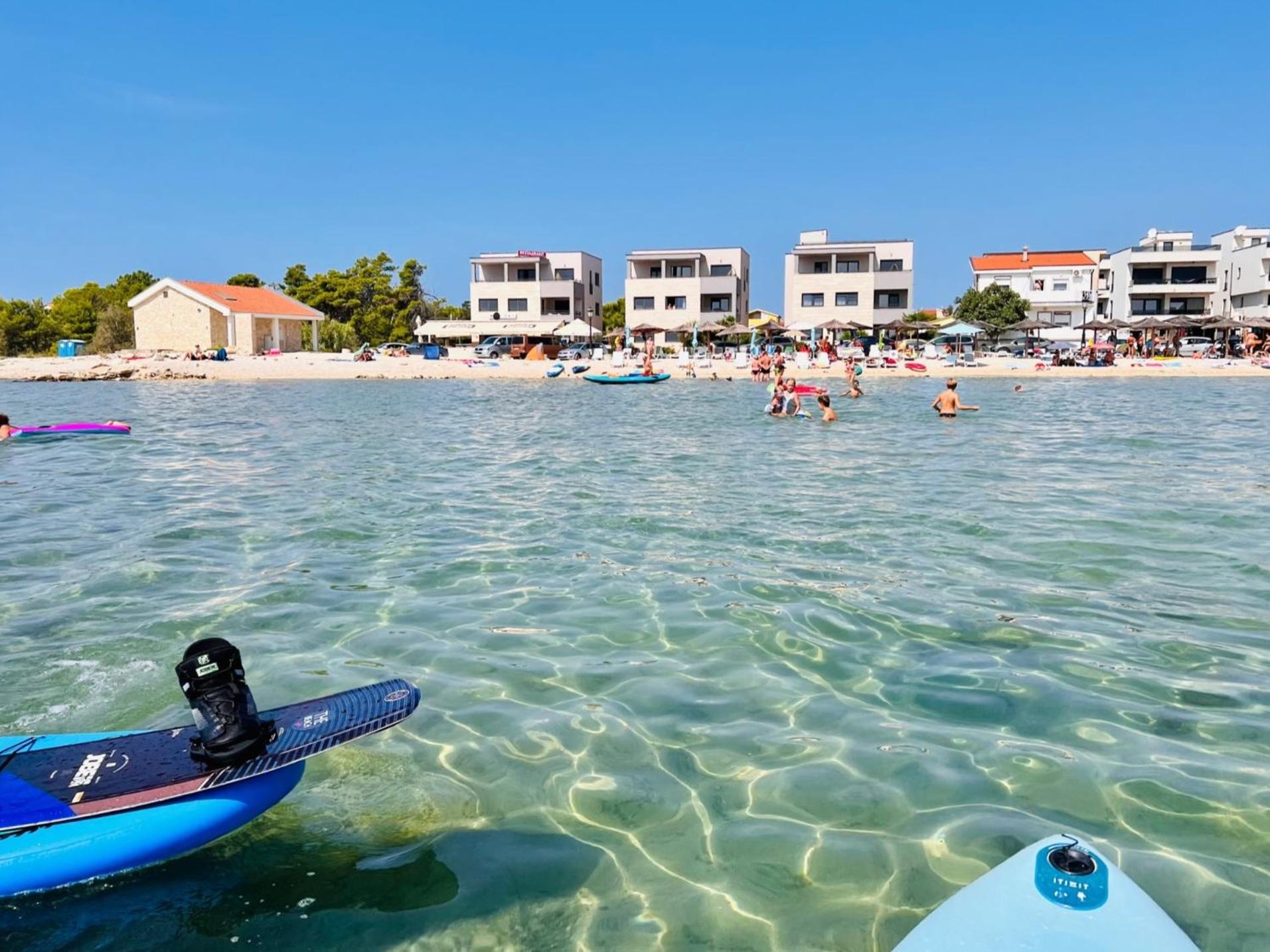Apartments The Beach Resort Vir Eksteriør billede